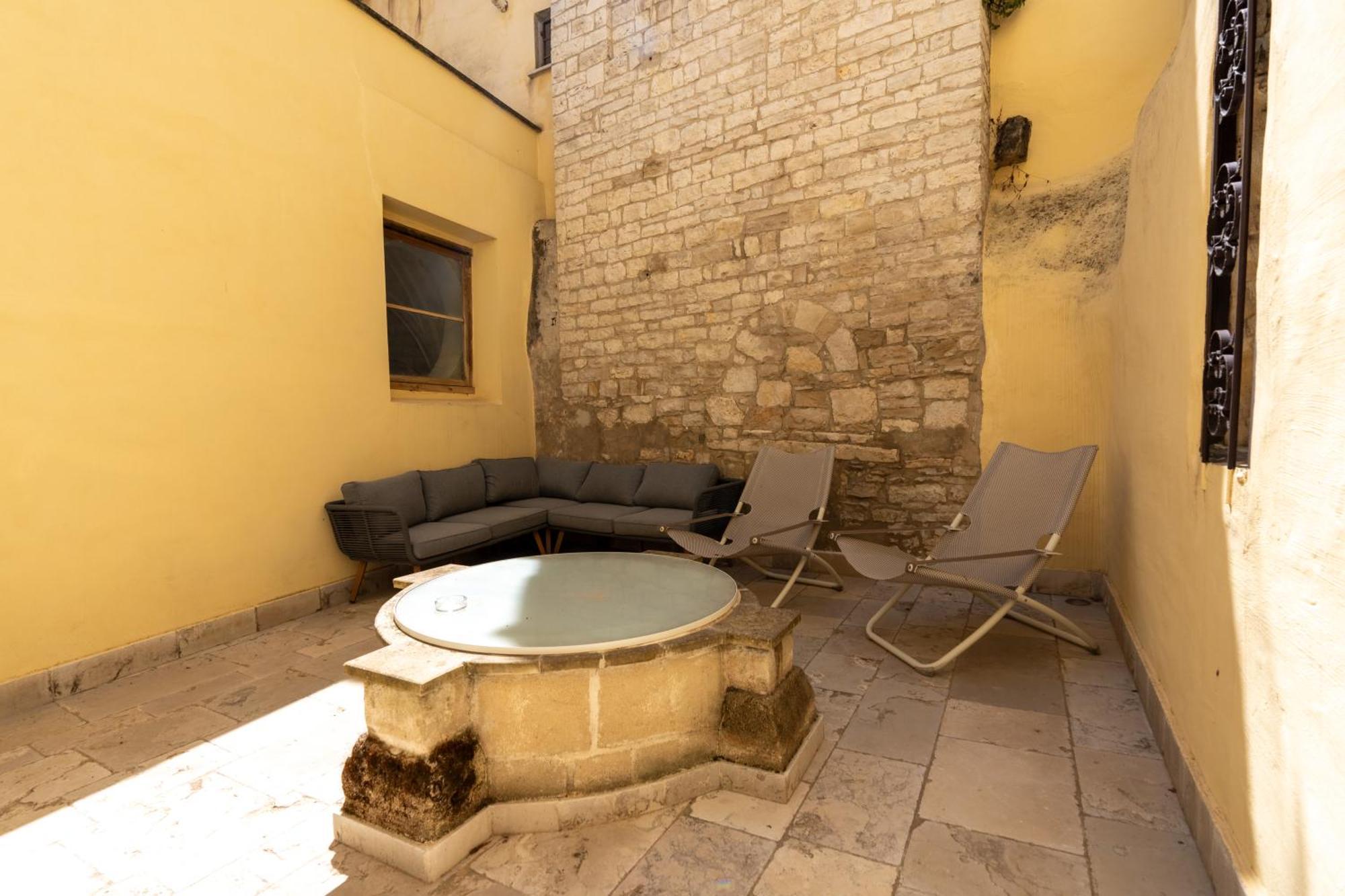 B&B Palazzo Vittoria Бишелье Экстерьер фото